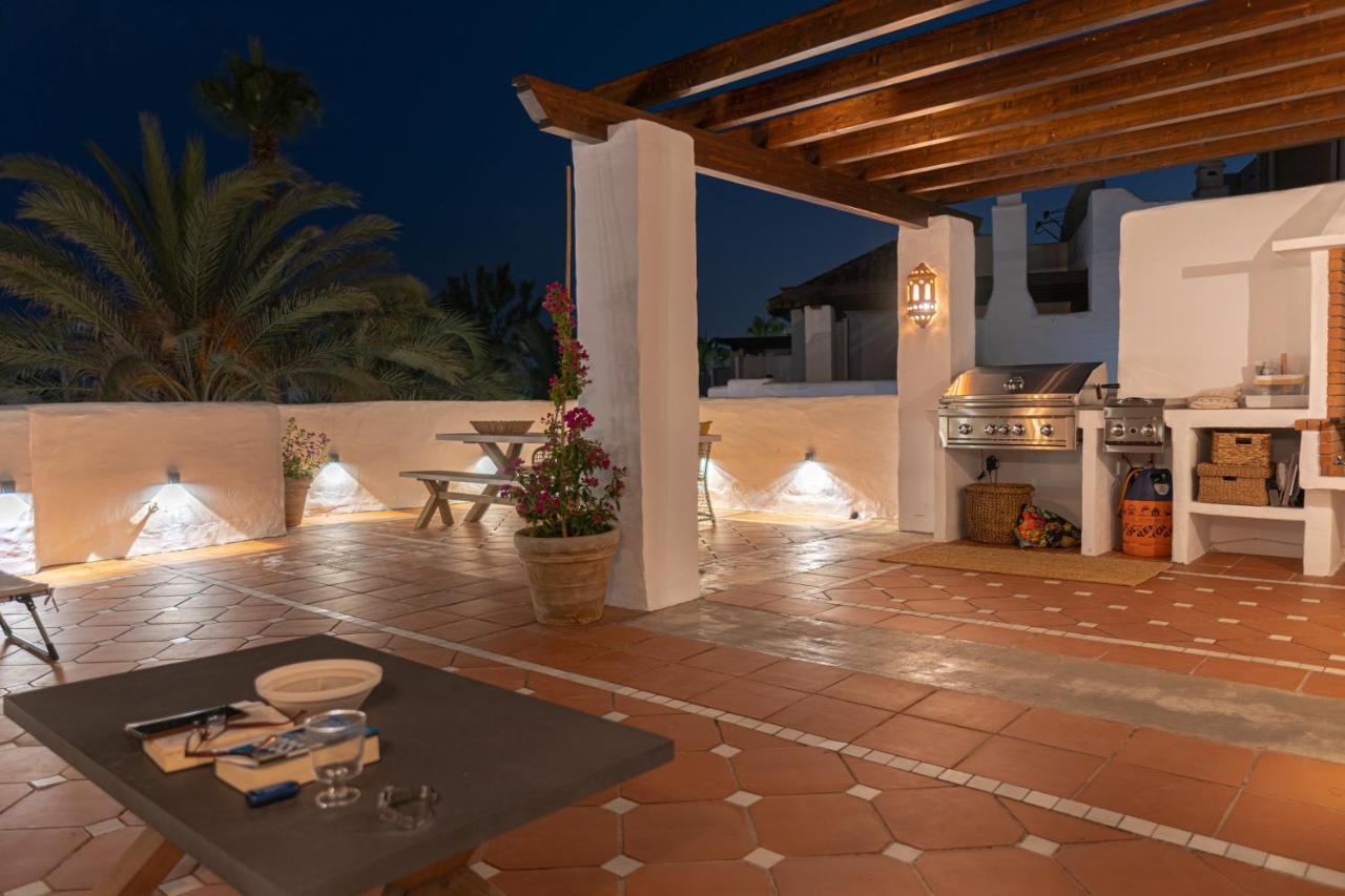 Apartamento Luxurious penthouse in Ventura del Mar, Puerto Banus. Marbella Exterior foto