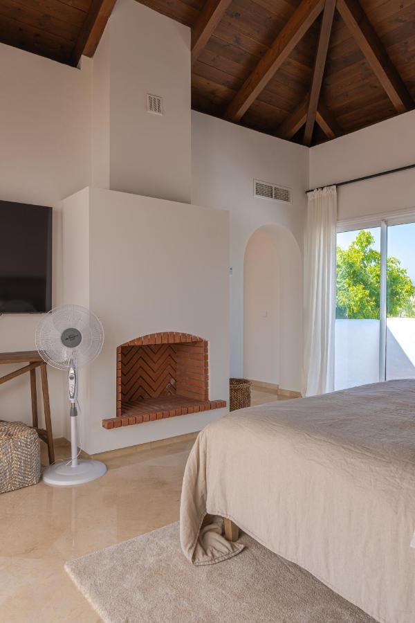 Apartamento Luxurious penthouse in Ventura del Mar, Puerto Banus. Marbella Exterior foto