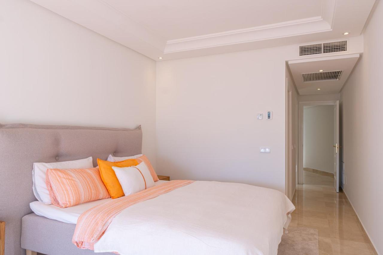 Apartamento Luxurious penthouse in Ventura del Mar, Puerto Banus. Marbella Exterior foto